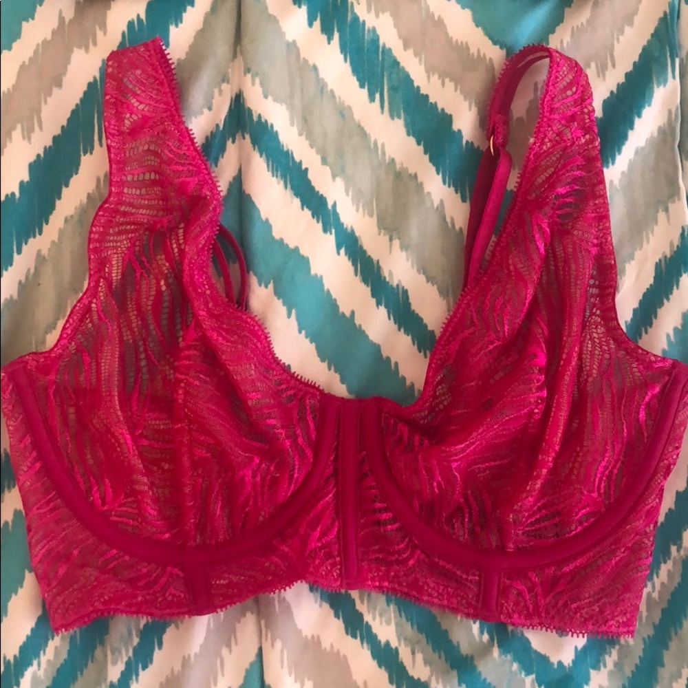 Lace underwire bra